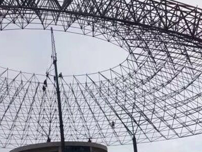 牙克石篮球馆球形网架厂家价格