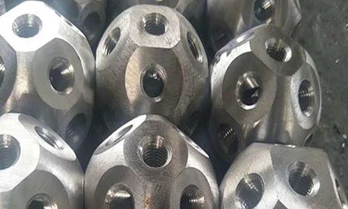 牙克石螺栓球网架的设计制作与安装